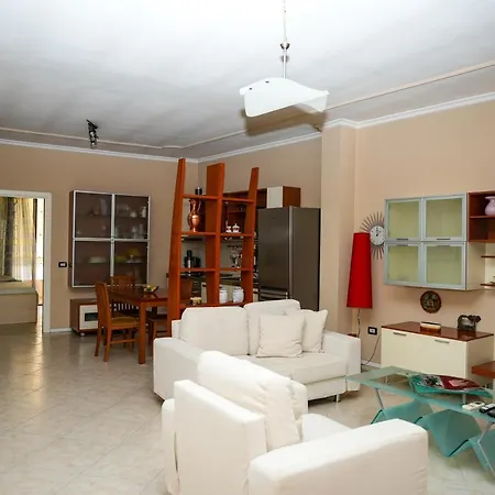 Apartment Luxury In The Center Of ! Tirana