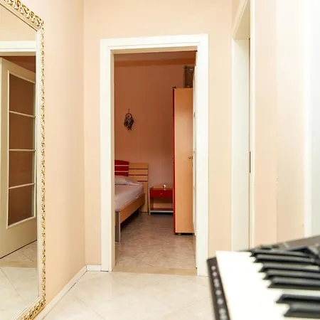 Apartment Luxury In The Center Of ! Tirana